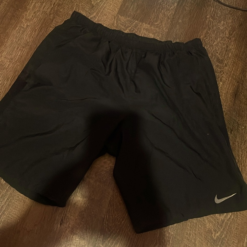 Black athletic Men’s Nike shorts